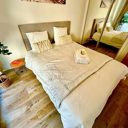 Cosy Cannes